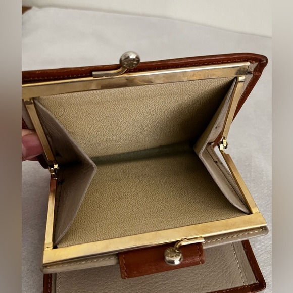 Celine Compact Wallet - Picture 6 of 7